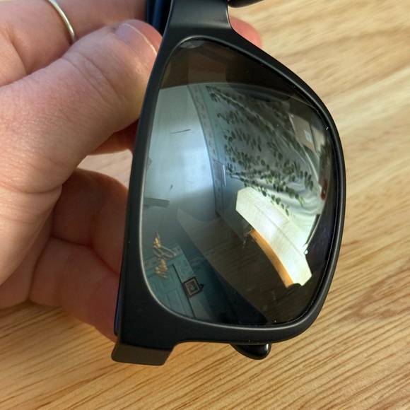 Maui Jim Red Sands Polarized Black Sunglasses - Picture 11 of 15